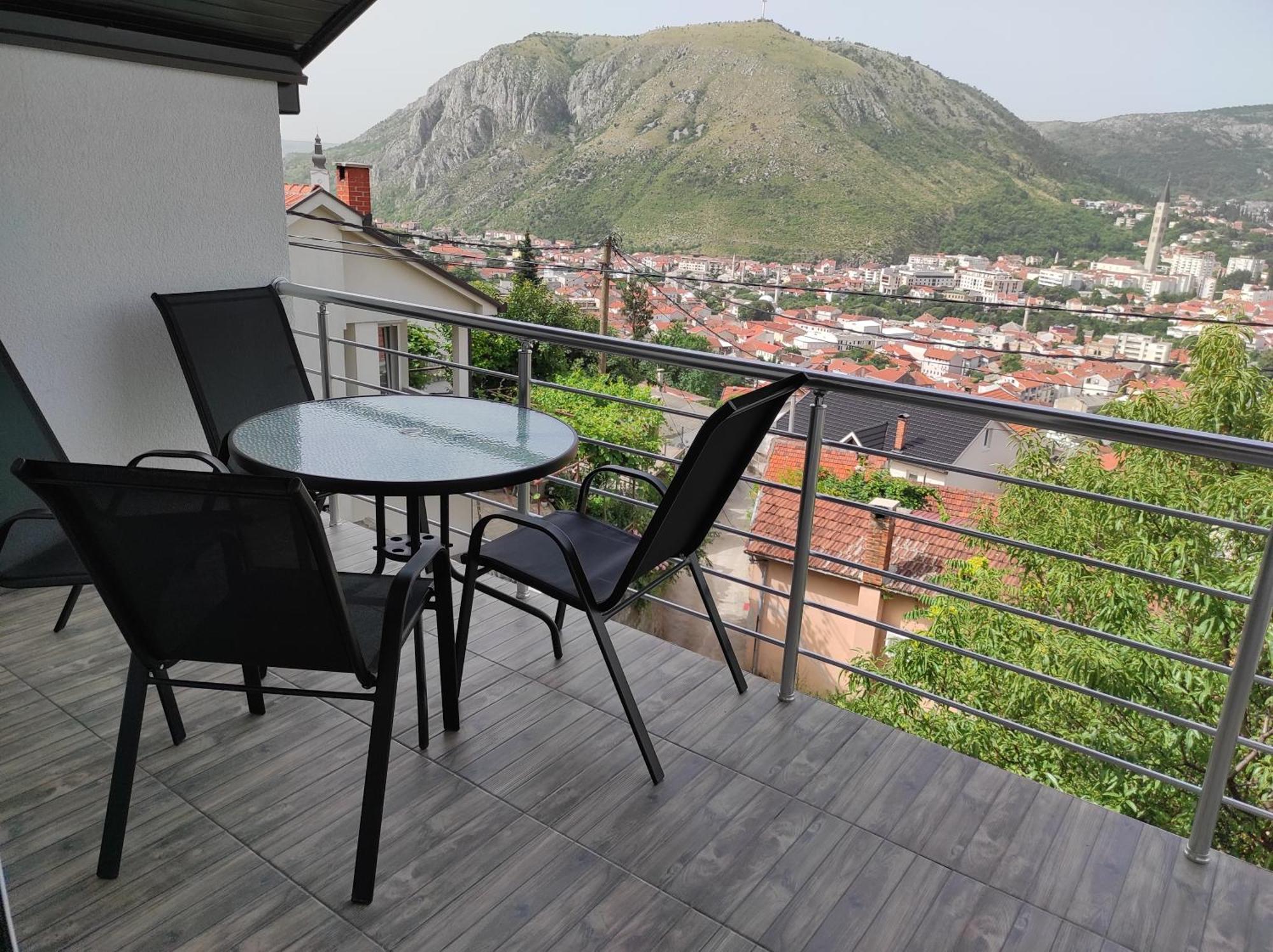 View Of The City - Studio Apartment Mostar Exterior photo